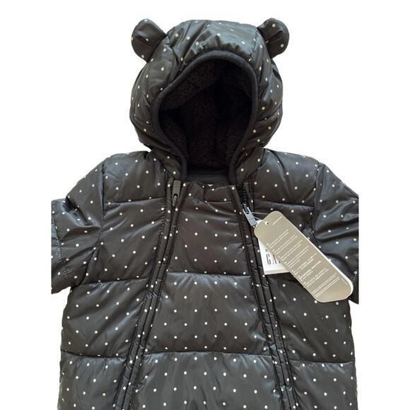 NWT Gap Black Polka Dot Puffer Bunting Size 0-6m - Picture 2 of 4